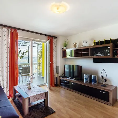 Helena - Mod155 By Interhome *